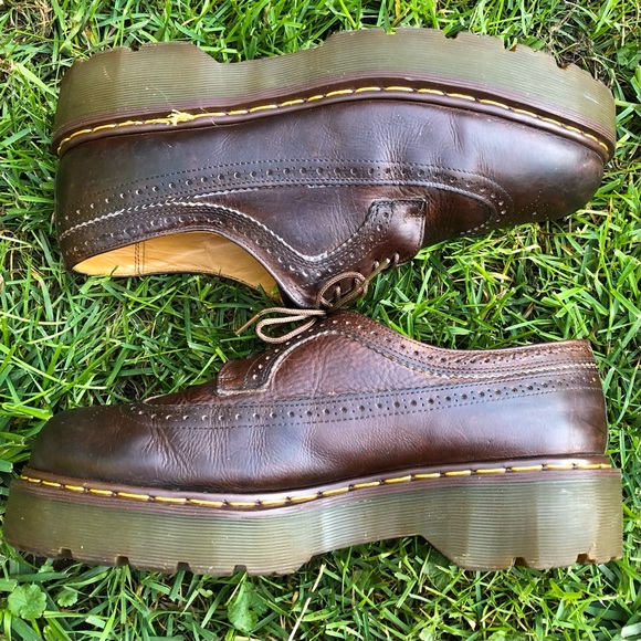 Dr. Martens 3989/34 Wingtip Brogue Platform Oxfords main image 16